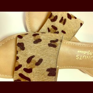 Coconuts by Matisse fashionable slides